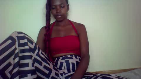 coquine_lara online show from April 2026 11:31:02 AM