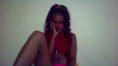 Snapshot of coquine_lara chatting on April 2026 07:33:02 AM coquine_lara online show from April 2026 07:33:02 AM