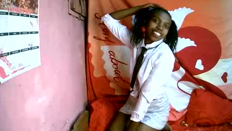 Snapshot of coquine_lara chatting on May 2026 12:54:01 PM coquine_lara online show from May 2026 12:54:01 PM
