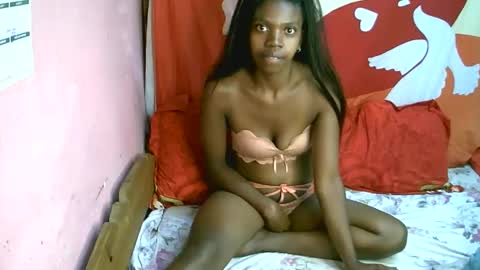 Snapshot of coquine_lara chatting on May 2026 06:27:02 PM coquine_lara online show from May 2026 06:27:02 PM
