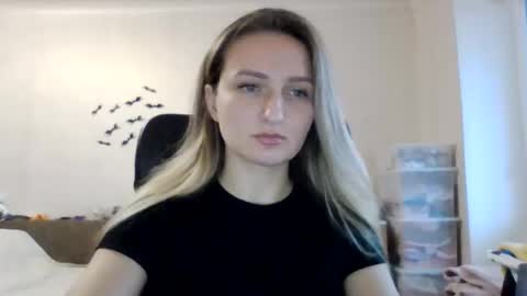 Snapshot of cora_fora chatting on November 2025 12:16:02 PM cora_fora online show from November 2025 12:16:02 PM