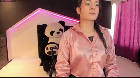 Coral  online show from December 2025 01:27:01 PM