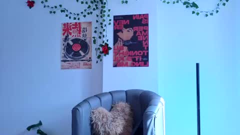 Coralie Bronson online show from July 2026 07:39:01 PM
