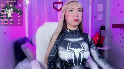 Snapshot of coralinericce_ chatting on February 2025 06:22:01 AM Coral Stefani online show from February 2025 06:22:01 AM