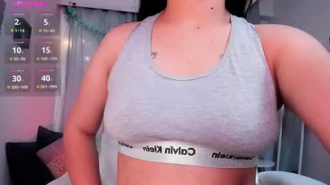 Snapshot of coralinericce_ chatting on October 2025 05:55:01 AM Coral Stefani online show from October 2025 05:55:01 AM