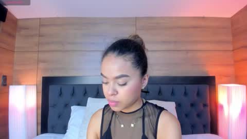 coralineross_ online show from January 2026 10:39:02 AM