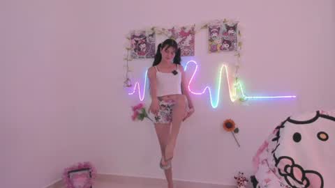 Coraline uwu     Bienvenidos al dulce mundo de Coraline    Hola amores soy Coraline  Una chica  tierna juguetona online show from June 2026 02:32:02 PM