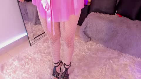 Coral Smith online show from July 2026 07:56:02 PM