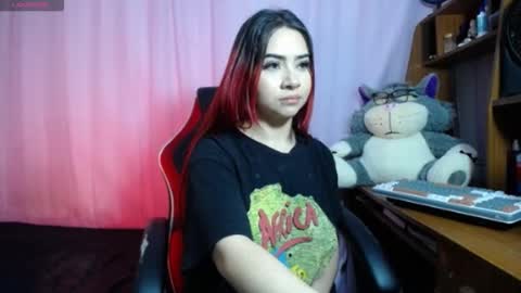 coralwells online show from October 2025 11:49:02 PM