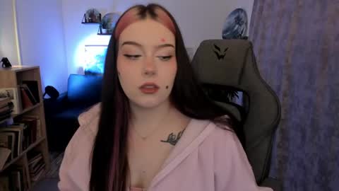 little girl who is always right or just Cora online show from May 2026 05:02:01 AM