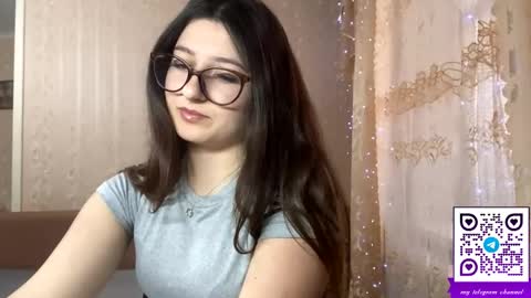 Elisheva online show from April 2026 12:01:01 PM