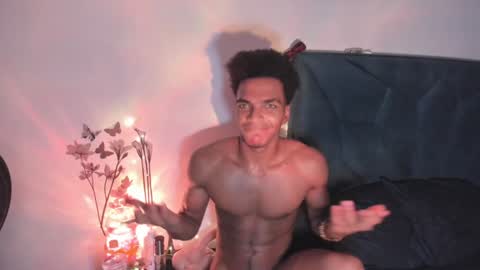 Snapshot of coreyglover chatting on December 2024 07:20:01 AM CoreyGlover online show from December 2024 07:20:01 AM