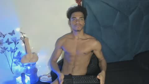 Snapshot of coreyglover chatting on December 2024 09:28:02 AM CoreyGlover online show from December 2024 09:28:02 AM