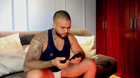 DaveMonsalve online show from November 2025 04:00:01 AM