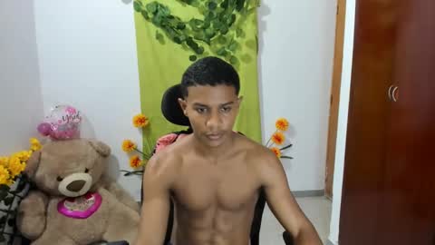 Snapshot of corzoethan chatting on January 2025 11:31:01 PM Ethan online show from January 2025 11:31:01 PM