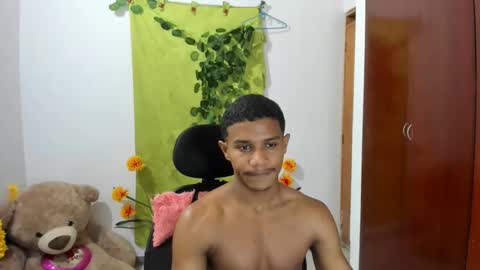 Snapshot of corzoethan chatting on January 2025 02:57:02 AM Ethan online show from January 2025 02:57:02 AM