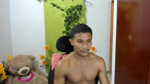 Snapshot of corzoethan chatting on January 2025 12:20:01 AM Ethan online show from January 2025 12:20:01 AM