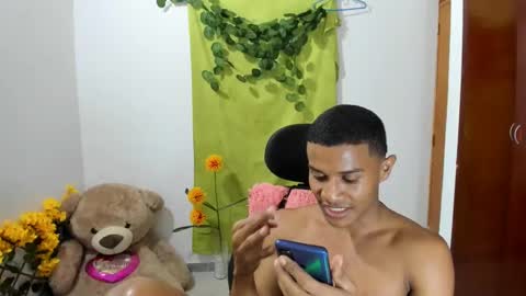 Snapshot of corzoethan chatting on February 2025 12:08:02 AM Ethan online show from February 2025 12:08:02 AM