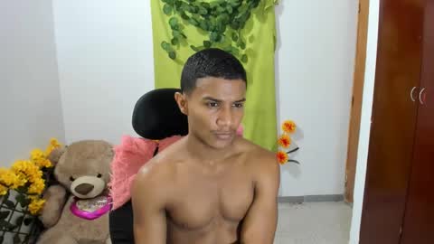 Snapshot of corzoethan chatting on February 2025 11:05:01 PM Ethan online show from February 2025 11:05:01 PM