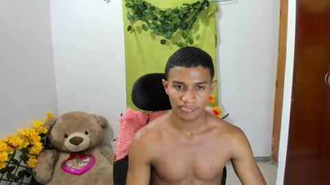 Snapshot of corzoethan chatting on February 2025 02:16:02 AM Ethan online show from February 2025 02:16:02 AM