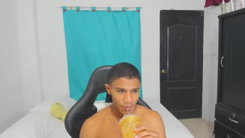 Snapshot of corzoethan chatting on September 2025 11:54:01 PM Ethan online show from September 2025 11:54:01 PM