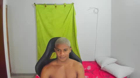 Ethan  online show from May 2026 04:26:01 PM