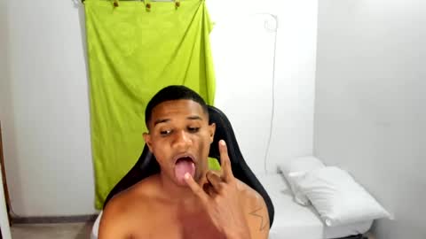Ethan  online show from July 2026 10:49:02 PM