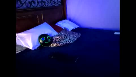 cosdaddy online show from September 2025 04:12:01 AM