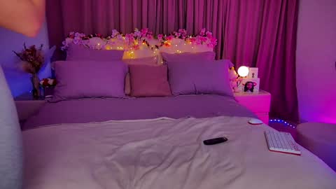 Sia online show from January 2025 12:12:01 AM