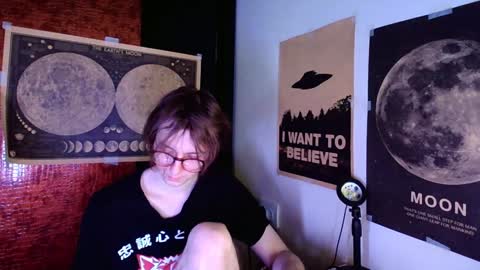 Snapshot of cosmonudes chatting on December 2024 01:42:01 AM Barry online show from December 2024 01:42:01 AM