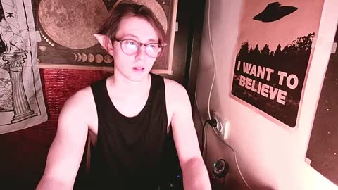 Snapshot of cosmonudes chatting on January 2025 12:28:01 AM Barry online show from January 2025 12:28:01 AM