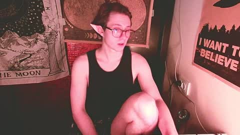 Snapshot of cosmonudes chatting on January 2025 03:30:02 AM Barry online show from January 2025 03:30:02 AM