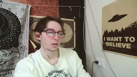 Snapshot of cosmonudes chatting on October 2025 05:58:02 PM Barry online show from October 2025 05:58:02 PM