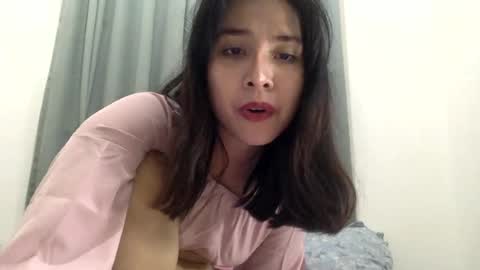 Liz Gwyneth Charlota online show from June 2026 07:27:02 PM