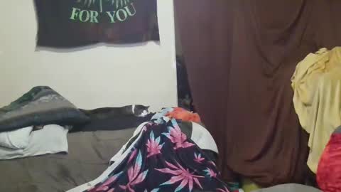 Alaskawildcouple online show from December 2024 10:17:02 AM