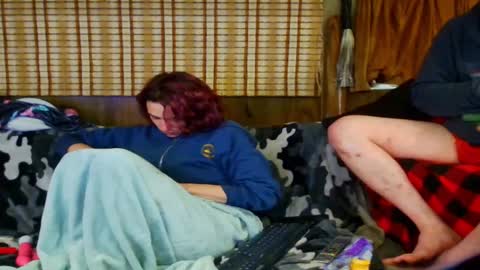 Alaskawildcouple online show from September 2025 11:11:01 AM