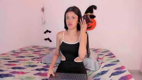 Andri online show from October 2025 07:58:02 PM