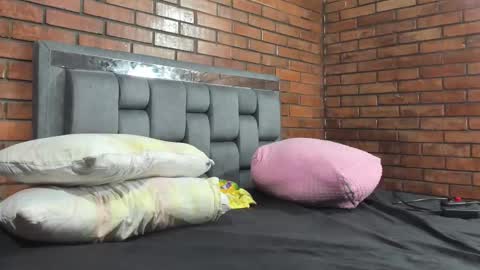 Snapshot of couple_gold69 chatting on September 2025 09:20:01 AM Andrea and Scott online show from September 2025 09:20:01 AM