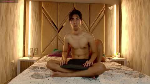 Ricardo  Isabella online show from December 2025 01:23:02 AM