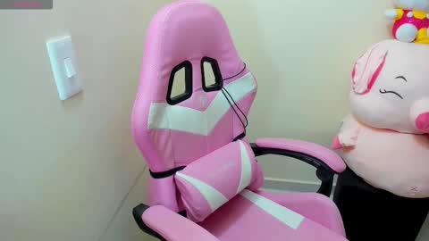 Snapshot of couple_megan_and_jhon2 chatting on October 2025 11:26:02 PM couple_megan_and_jhon2 online show from October 2025 11:26:02 PM