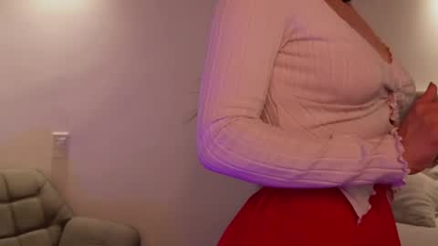 Kay online show from May 2026 12:07:01 AM