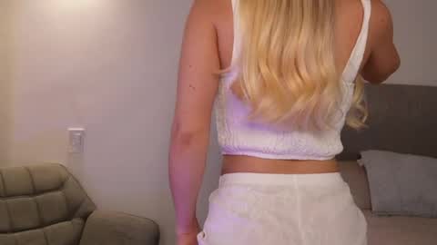 Kay online show from June 2026 11:27:02 AM