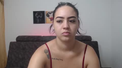 Snapshot of couple_sexandlove chatting on February 2025 11:14:02 AM ALEJANDRO Y EMILY online show from February 2025 11:14:02 AM