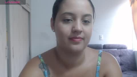 Snapshot of couple_sexandlove chatting on November 2025 01:14:02 PM ALEJANDRO Y EMILY online show from November 2025 01:14:02 PM