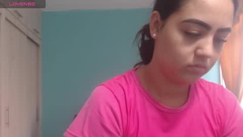 Snapshot of couple_sexandlove chatting on December 2025 12:10:01 PM ALEJANDRO Y EMILY online show from December 2025 12:10:01 PM