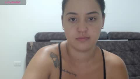 Snapshot of couple_sexandlove chatting on February 2026 02:27:01 AM ALEJANDRO Y EMILY online show from February 2026 02:27:01 AM