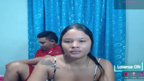 SOPHIE Y CAMILO online show from March 2026 03:10:02 AM