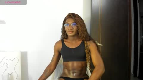 coupleblack_24 online show from May 2026 10:51:02 PM