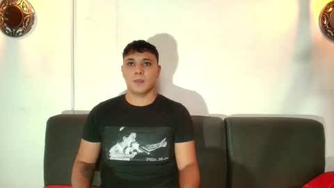 Snapshot of couplelovely_dss chatting on December 2025 09:00:01 PM Barby and Kenny online show from December 2025 09:00:01 PM