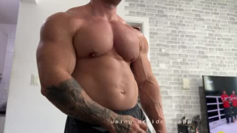 couplemuscle40 online show from June 2026 02:12:02 PM